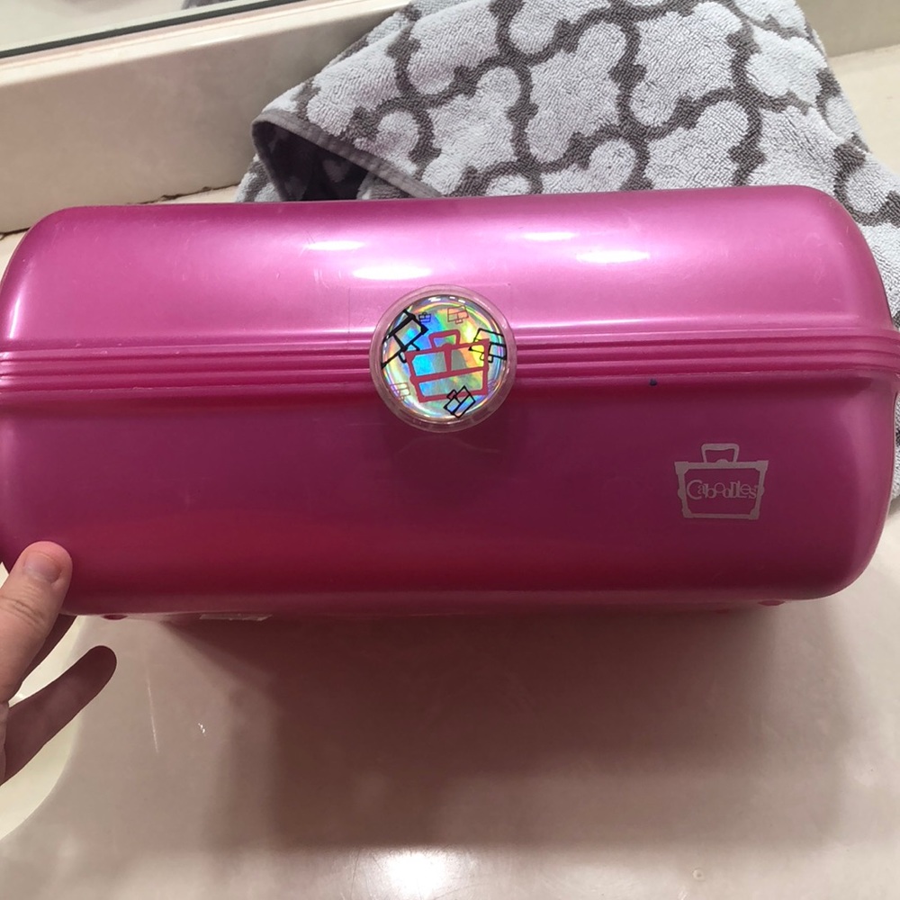 Pink caboodle makeup case